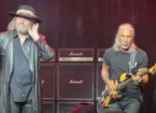 Узнать подробней о GEORGE LYNCH выступил с DOKKEN Фото GEORGE LYNCH выступил с DOKKEN