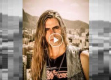 Фото Alex Meister "What's Up?"