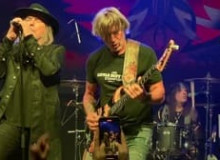 Фото George Lynch: «Странно слышать Dokken, исполняющих мои песни»