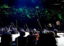 Фото Metallica почтила память дирижера