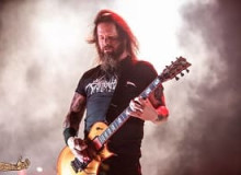 Фото Gary Holt: «Пение под фанеру — это отстой»