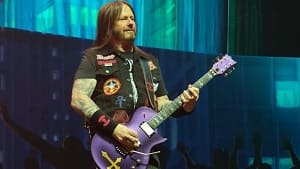 Фото Gary Holt: "Ласты на сцене склеить не имею желания"