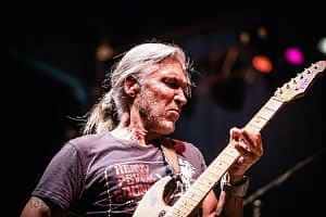Фото George Lynch присоединился на сцене к DOKKEN