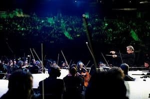 Фото Metallica почтила память дирижера