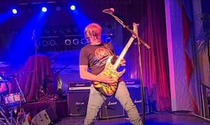 Фото George Lynch: "Моя цель - просто играть"